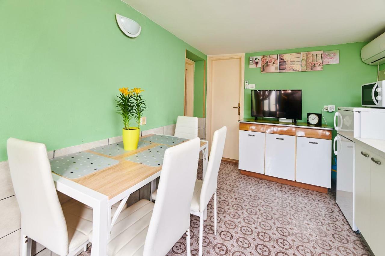 Apartment Ante Umag Exterior foto